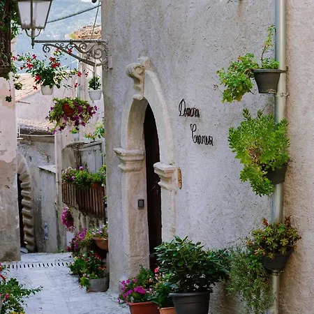 Dimora Cavour Bed & Breakfast 2*