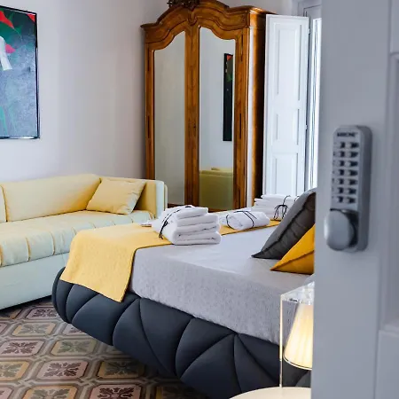 Bed and breakfast Dimora Cavour 4*
