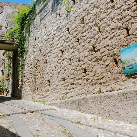 Dimora Cavour Frühstückspension Amantea