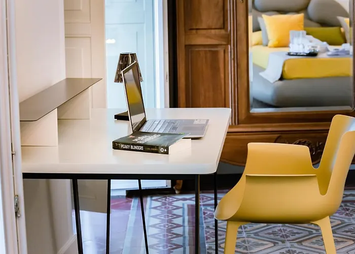 Dimora Cavour Alojamento de Acomodação e Pequeno-almoço